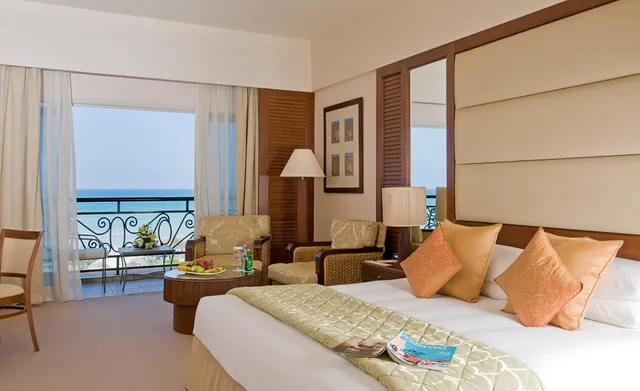 Deluxe, King Bed, Sea View, Balcony, Danat Jebel Dhanna Resort 3/5