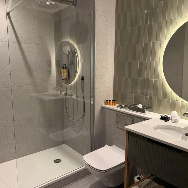 غرفة سوبيريور بسرير كينج، Menlo Park Hotel 2/2