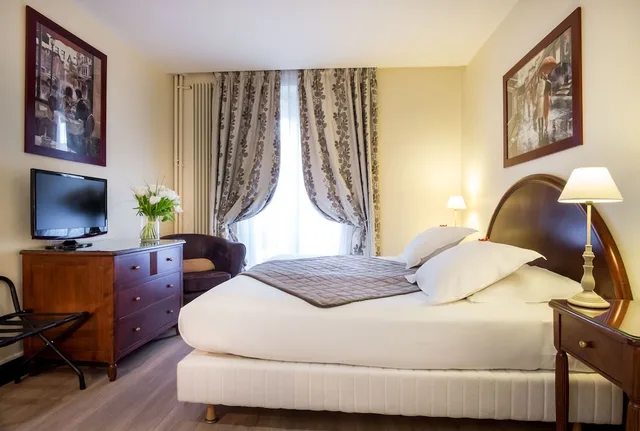 غرفة سوبيريور بسرير مزدوج أو سريرين منفصلين، Waldorf Montparnasse 2/5