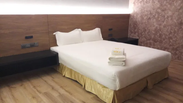 Deluxe, Double Bed, No Window، Roxy Hotel Padungan 4/7