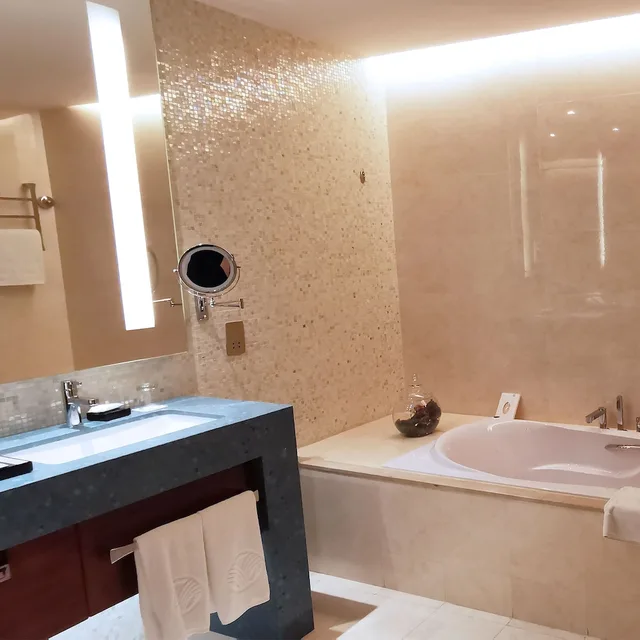غرفة بسرير كينج، روش ريحان من روتانا(Rosh Olaya Hotel) 7/7