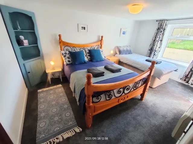 2 Bedrooms, Apartment, 1 Single and 2 Double Beds، Stromness Apartments 3/3
