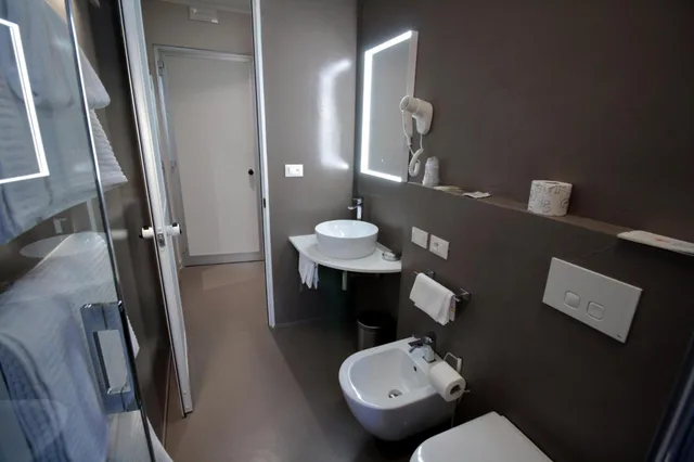 غرفة قياسية ثلاثية، Hotel Vittoria 7/7
