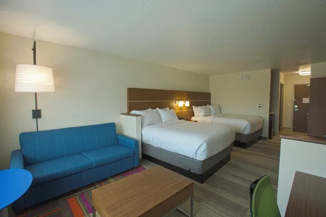 جناح بسريرين كوين، Holiday Inn Express Suites Boise Airport 3/4