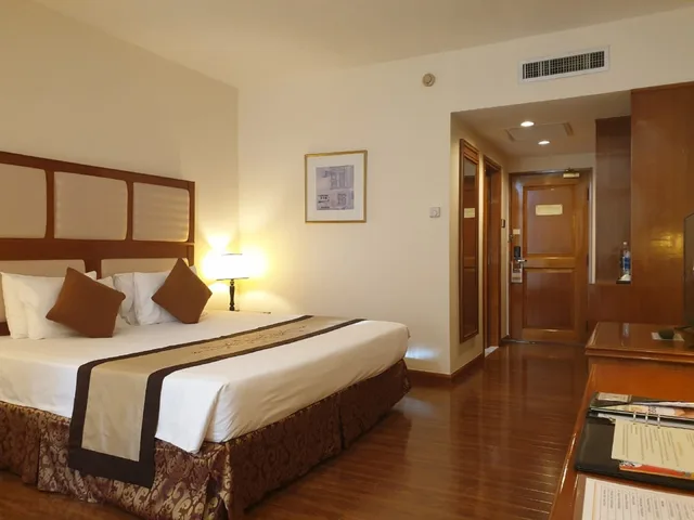 غرفة ديلوكس تنفيذية بسريرين منفصلين بإطلالة على المدينة، Ramana Hotel Saigon 2/6