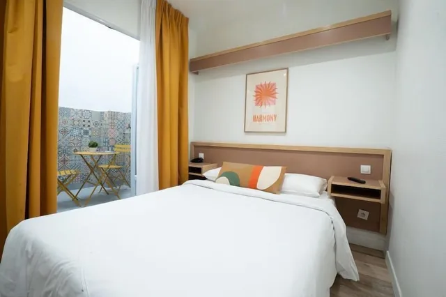 غرفة قياسية بسرير مزدوج، Edgar Quinet Hotel 2/10