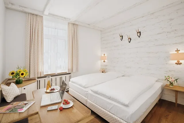 غرفة قياسية بسريرين منفصلين، Eden Hotel Wolff 2/4