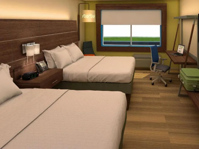 غرفة بسريرين منفصلين لذوي الإعاقة، Holiday Inn Express Suites Kingdom City 1/2