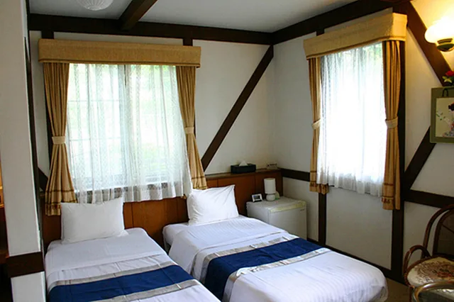 Multiple Bedrooms, Premier, House, Twin Beds, Mountain View, 3 Sofa، Pension Marie 2/7