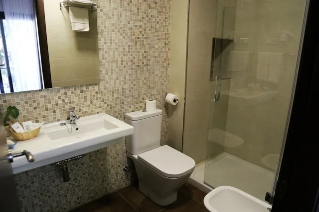 غرفة ثلاثية بثلاثة أسرّة بشرفة، Hotel Arcos de Montemar 3/4