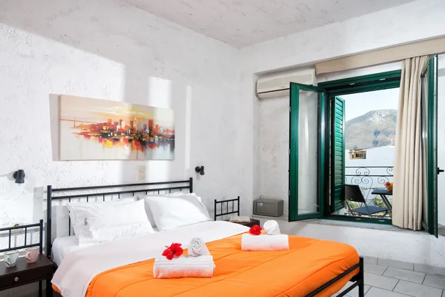 Studio, 1 Double and 1 Single Bed, Mountain or Sea View، Erofili Apartments 10/10