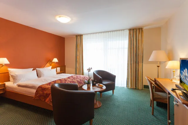 Room, Double Bed, Side Sea View, Balcony، Hotel Bernstein 1/8