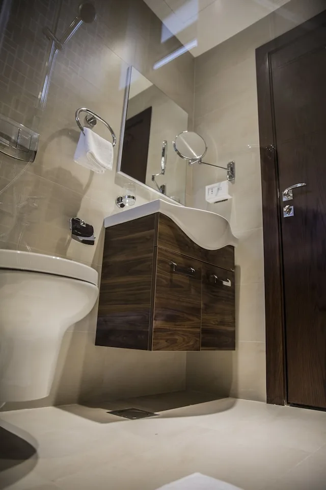 1 Bedroom, Suite, King Bed, Naylover Hotel Suites 4/4