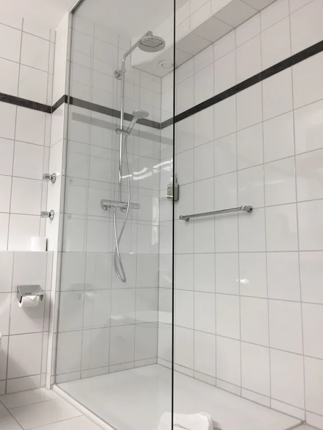 Business, Double Bed, Courtyard Area، Hotel Schweizer Hof Kassel 2/2