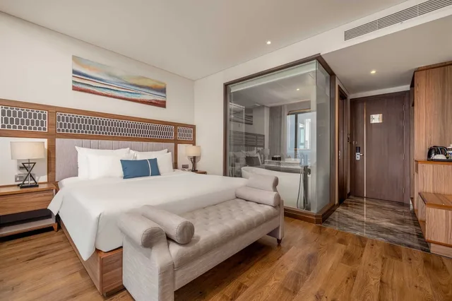 Grand, Ocean, King Bed، Peninsula Hotel Danang 3/10