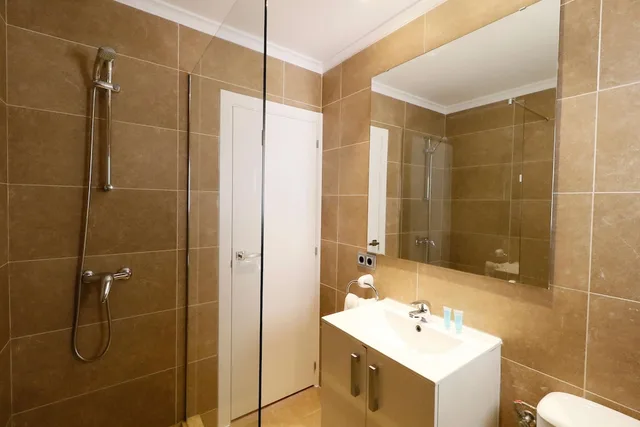 Superior, Queen Bed, Gabarda Hotel 8/10