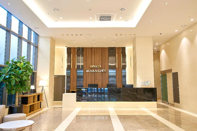 غرفة سوبيريور عائلية كبيرة بسرير فردي وسرير كوين، Busan City Hotel 1/1