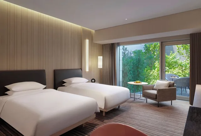 Room, Twin Beds, Terrace, Hyatt Regency Beijing Wangjing 2/5