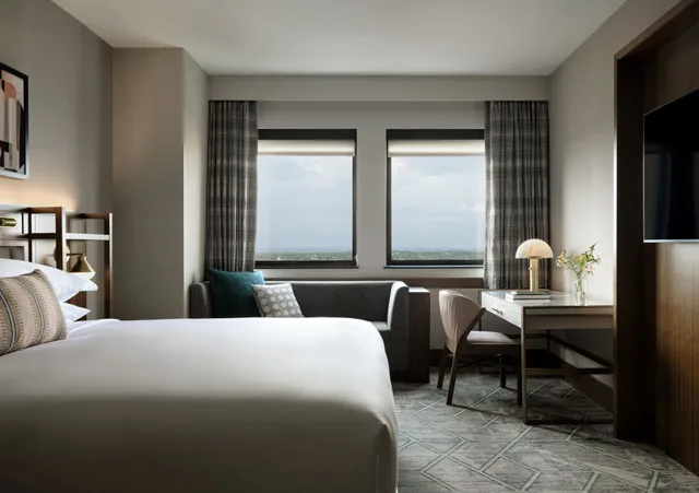 غرفة بريميوم بسرير كينج بإطلالة على النهر، InterContinental San Antonio Riverwalk 4/10