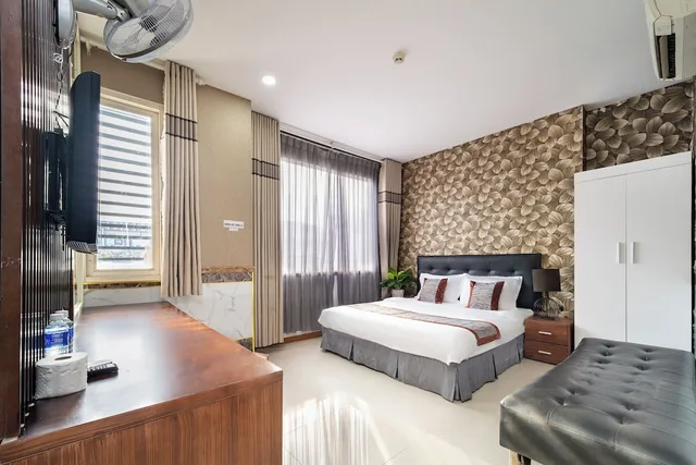غرفة ديلوكس بسرير مزدوج، Collection O District 10 Near Van Hanh Hospital Formerly Lan Rung Hotel 2/7
