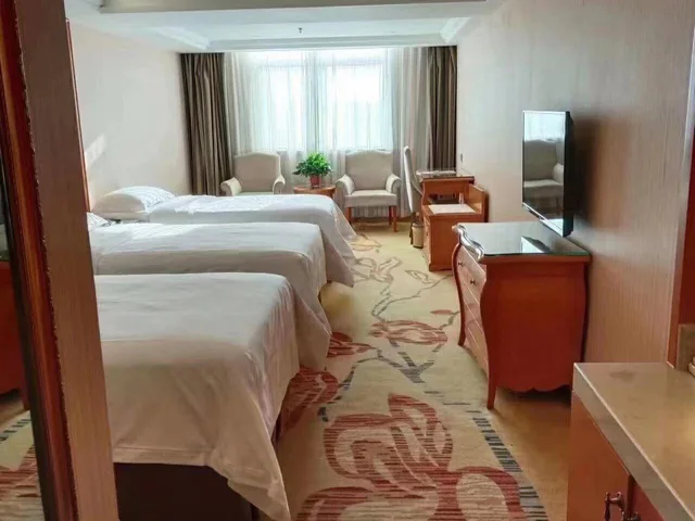غرفة ديلوكس ثلاثية بثلاثة أسرّة، Vienna Hotel (Xi'an Bell Tower) 2/2