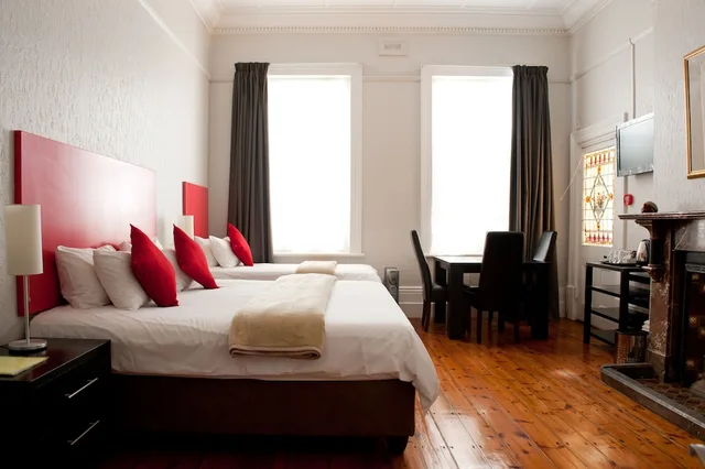 غرفة ديلوكس ثلاثية بثلاثة أسرّة، Ashanti Guest House Gardens Hostel 3/10