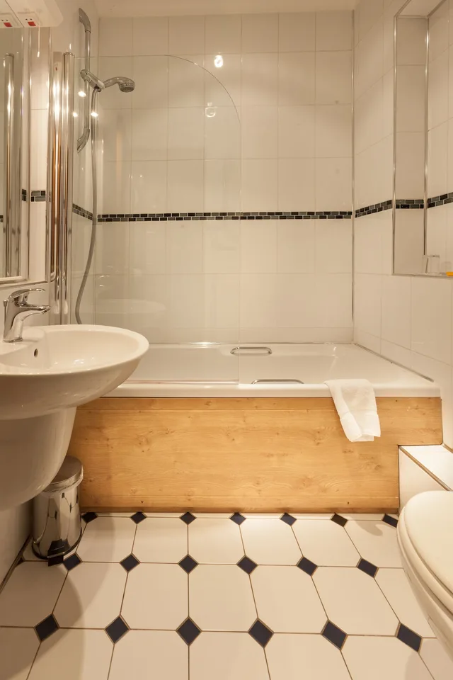 غرفة قياسية بسرير مزدوج، Balmer Lawn Hotel 5/5