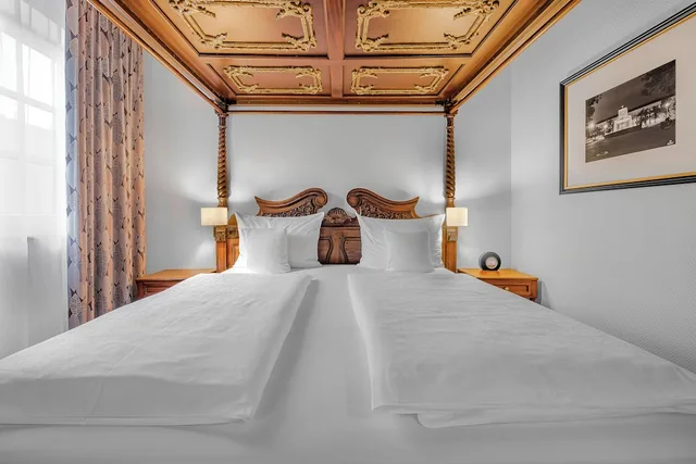 غرفة سوبيريور عائلية بسرير مزدوج مع أريكة، Kings Hotel Center 5/10