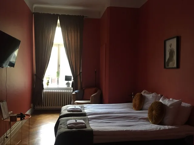 غرفة اقتصادية بسرير مزدوج بحمام مشترك، Morris Hotel 2/2