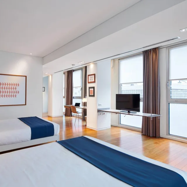غرفة تنفيذية عائلية بسرير كينج، Hotel Plaza 4/6