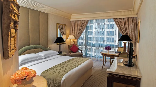 غرفة كلاسيكية بسرير كينج، Intercontinental Phoenicia Beirut 4/7
