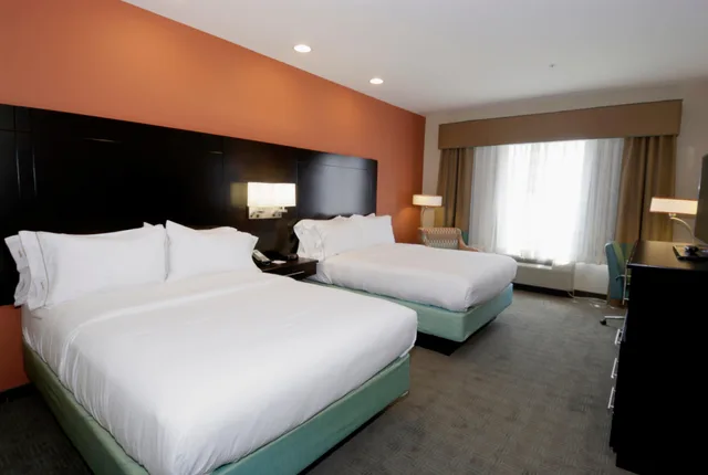 غرفة بسريرين كوين لذوي الإعاقة، Holiday Inn Express And Suites Austin South 2/6