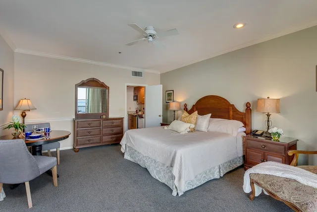 River, Studio, Suite, King Bed، Club Continental 2/2