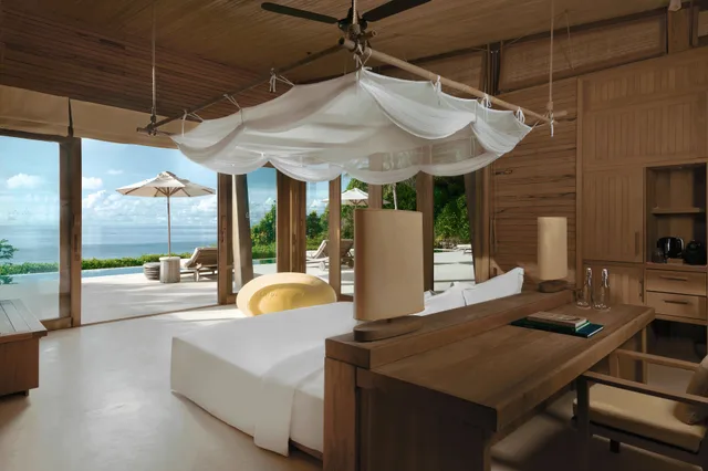 Beachfront Four Bedroom Pool Villa، Six Senses Con Dao 2/3