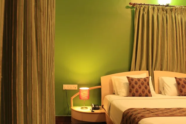 جناح تنفيذي بسرير كينج، TRINITY SUITES 1/3