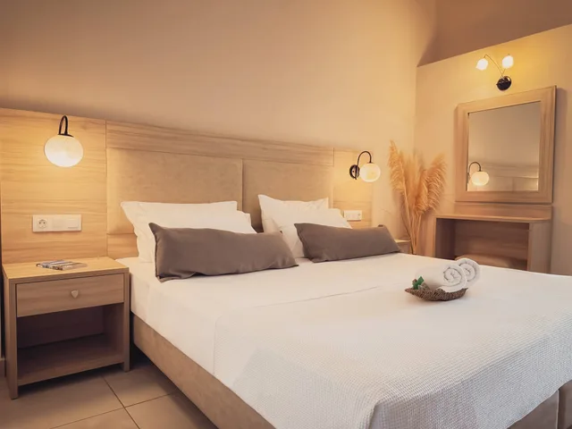 استوديو سوبيريور ثلاثي، Mastorakis Hotel 3/10