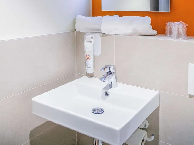 غرفة قياسية ثلاثية بثلاثة أسرّة، IBIS BUDGET HUERTA DE MURCIA 3/8