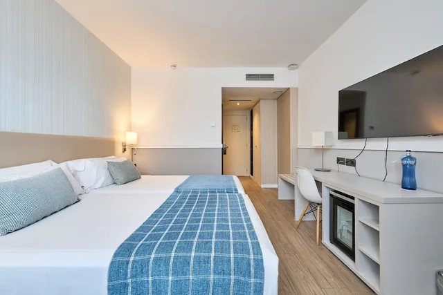 Double Premium Single Use، CATALONIA GRAN HOTEL VERDI 3/8