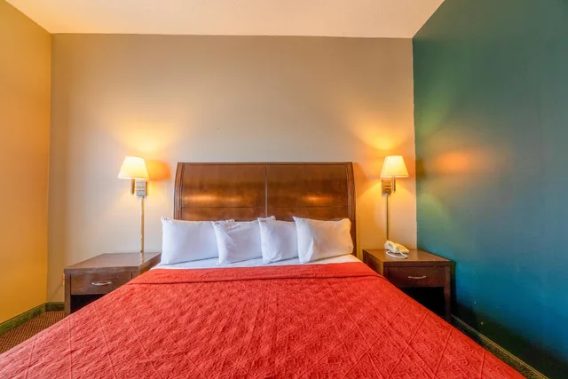 Suite - King Bed Non - Smoking، Ark Suites By OYO Jonesboro I-555 3/7