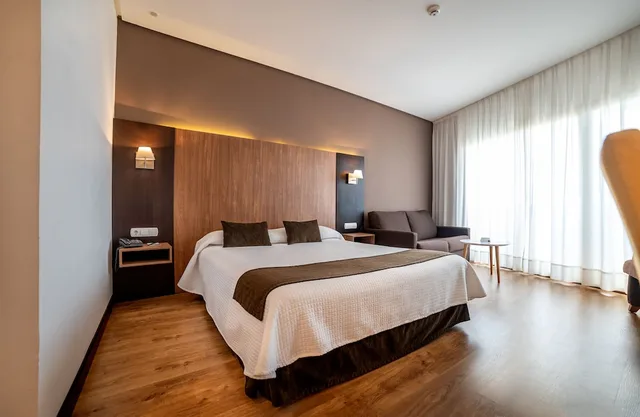غرفة قياسية بشرفة مفردة بسرير مزدوج، Albir Playa Hotel And Spa 4/7