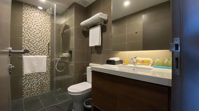 جناح سوبيريور بسرير كوين وسرير بطابقين وسرير بطابقين وسرير كوين، Wyndham Ion Majestic 7/7