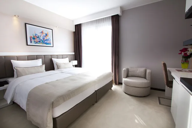 غرفة سوبيريور بسرير كينج بإطلالة على المتنزه بغرفة نوم واحدة، Heritage Hotel 1/7