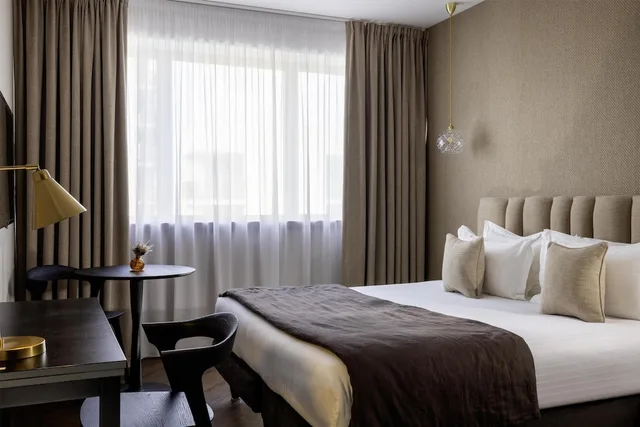 غرفة سوبيريور بسرير كوين، Best Western Plus Hotel Isidore 2/9