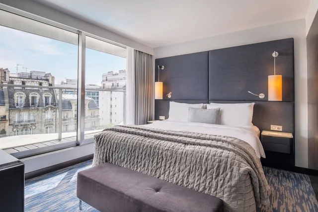 Tower, Suite, King Bed, Arc De Triomphe View, Terrace، Renaissance Paris Arc de Triomphe Hotel 1/10