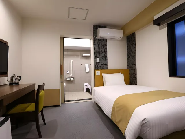 Universal, Semi Double Bed, KOKO HOTEL Ueno Station 1/1