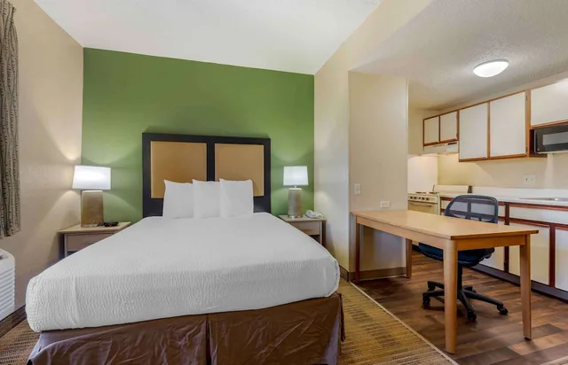 Studio, Queen Bed, Extended Stay America - Dallas - Las Colinas - Meadow Crk Dr 1/4