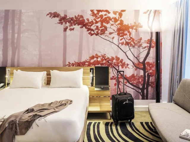 غرفة قياسية بسرير مزدوج مع أريكة، Novotel Leicester 3/7