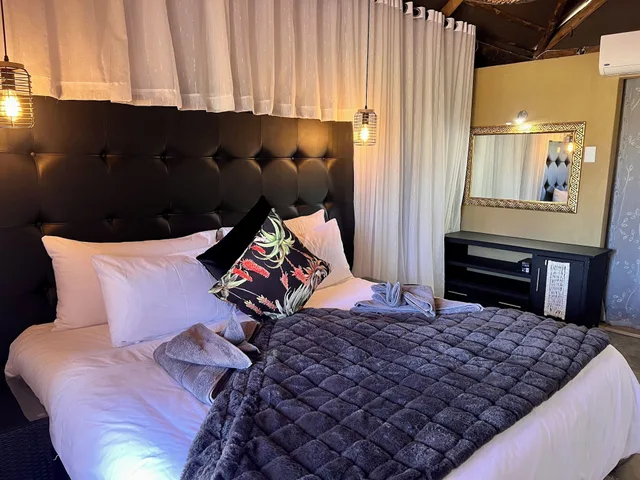 خيمة فاخرة بأربعة أسرّة، Lapa Lange Game Lodge 1/3