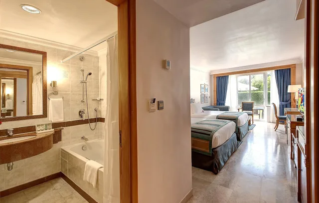 غرفة قياسية بسرير فردي، Crowne Plaza Resort Salalah 8/9