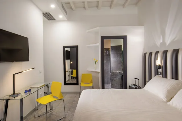 غرفة فاخرة ثلاثية بثلاثة أسرّة، GCF Luxury Suites Guest House 1/6